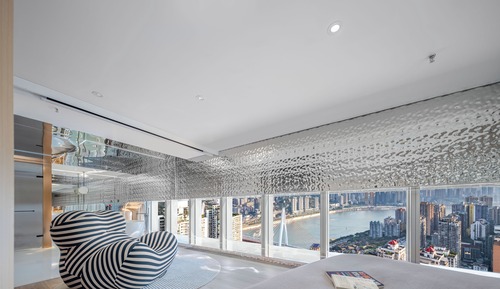 270° Crystal Gallery River Spa Duplex 2-Bedroom Suite