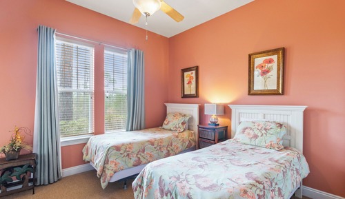 Signature House, 3 Bedrooms, Kitchen, Poolside