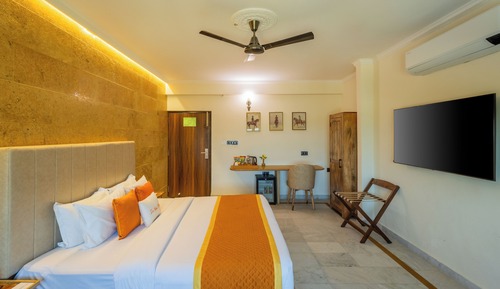 Basic Double Room, City View