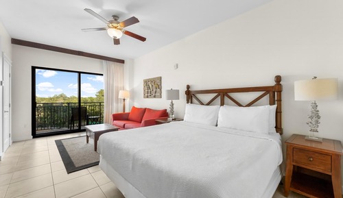 Studio, Resort View (423)