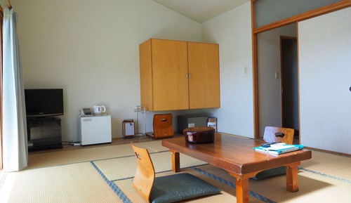 [Annex] Japanese Style Room, Mountain Side, 10 Tatami-mats, with Private Toilet, WiFi, Non Smoking