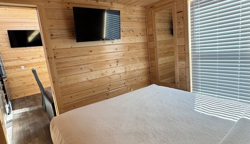Deluxe Cabin, 2 Bedrooms, Non Smoking, Patio