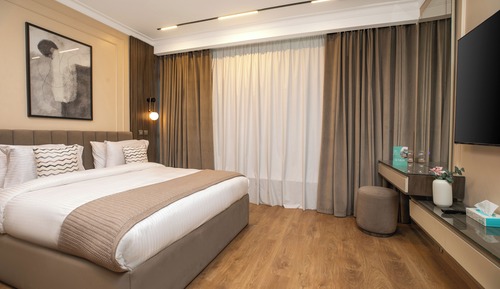 Deluxe Double or Twin Room