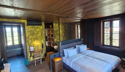 Deluxe Double Room, Hill View