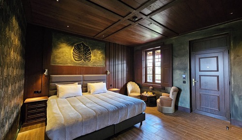 Deluxe Double Room, Hill View