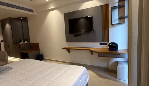 Deluxe Double Room, Balcony, City View