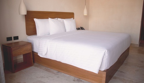 Club Suite, 1 King Bed, Non Smoking, Pool View