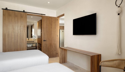 Club Room, 2 Double Beds, Non Smoking (Standard)