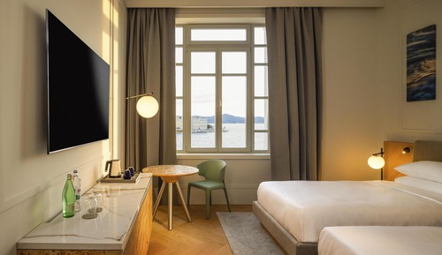 Room, 2 Twin Beds, Sea View