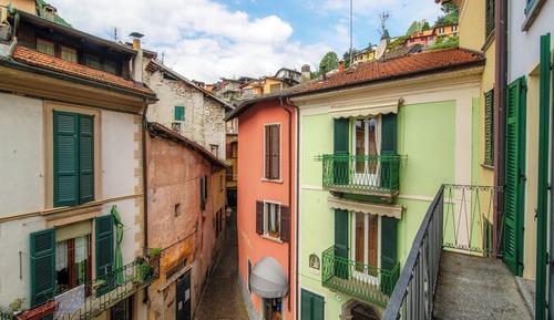 Apartment, Balcony, Partial Lake View
