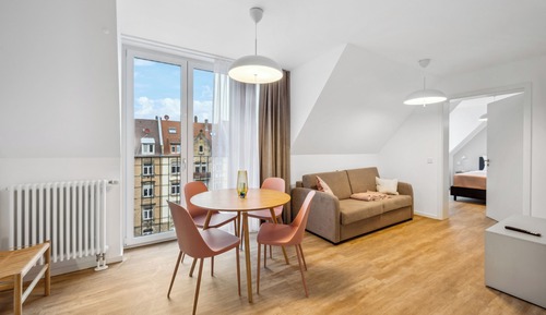One-Bedroom Suite with Balcony