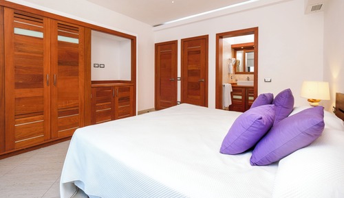 Deluxe Apartment, Pool View