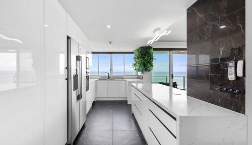 Two-Bedroom Apartment with Ocean View