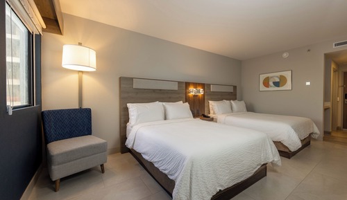 Standard Room, 2 Queen Beds, Lagoon View