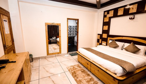 Premium Room