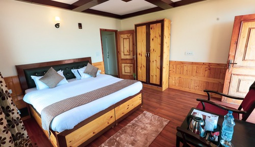 Elite Room