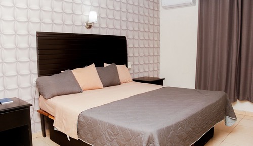 Executive Room, 1 King Bed