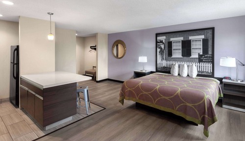 Suite, 1 King Bed, Non Smoking, Jetted Tub