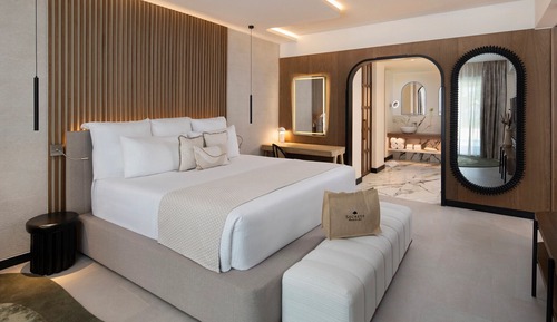 Preferred Club Master Suite Ocean Front