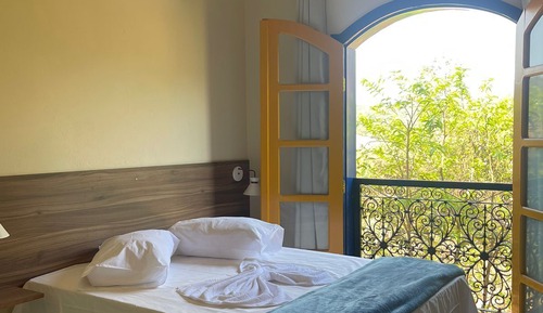 Basic Double Room, Garden View