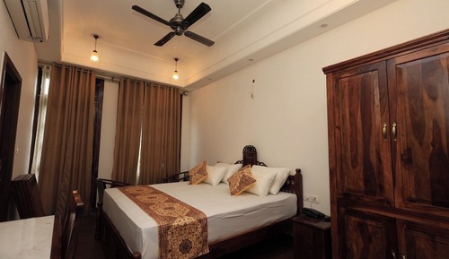 Classic Single Room