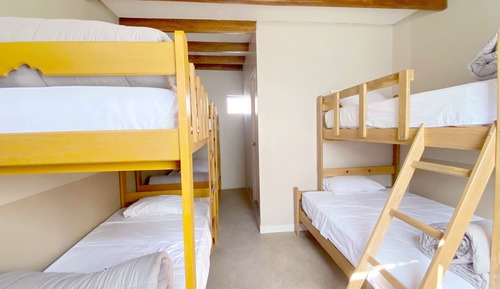 Family Room, Multiple Beds (Standard)