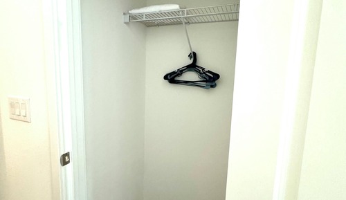 Double Room, 1 Queen Bed, Non Smoking, Private Bathroom