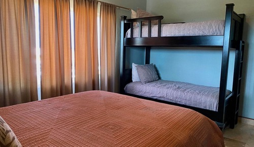 Deluxe Condo