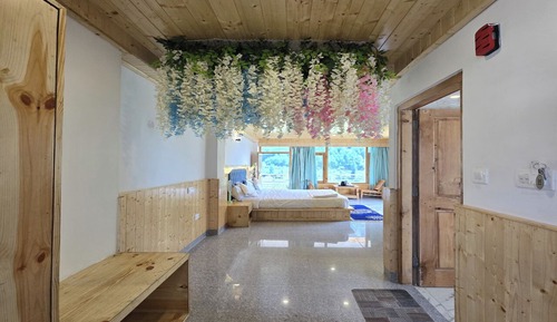 Premium Room