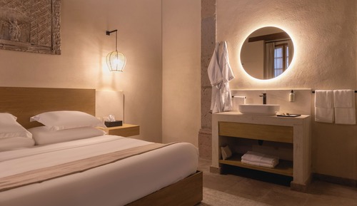 Premier Room, Patio