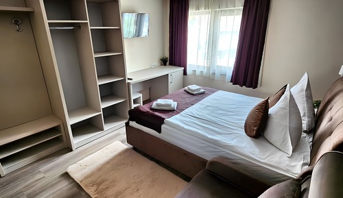 Room 6