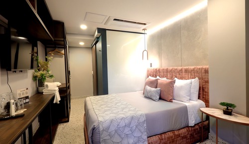 Premium Suite