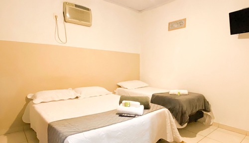 Economy Triple Room