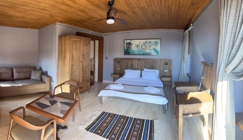 Superior Double Room, Patio, Garden View