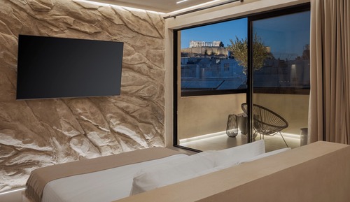 Exclusive Apartment, Balcony, City View