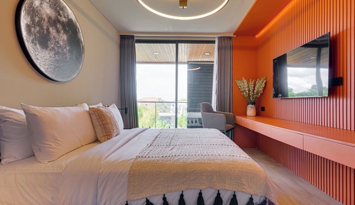 One-bedroom Apartment 404 with Tub