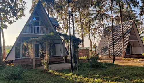 Ac Lake View A frame Cottage