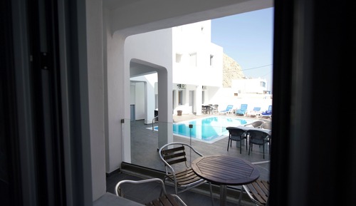 Classic Triple Room, Pool Access, Pool View