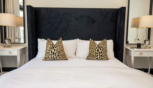 Luxury Condo, 3 Bedrooms, Terrace, City View (PH2)