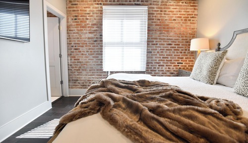 Luxury Condo, 2 Bedrooms, Balcony (304)