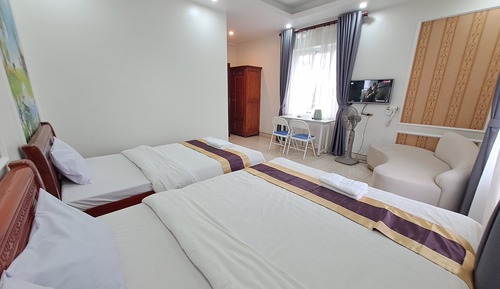 Panoramic Triple Room