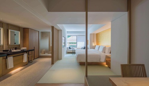 Grand Onsen Retreat King