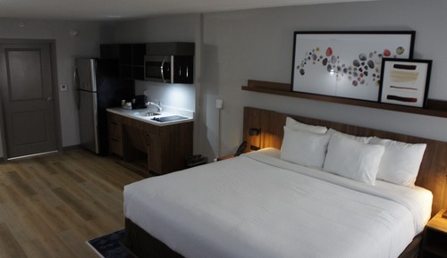 Room, 1 King Bed, Non Smoking