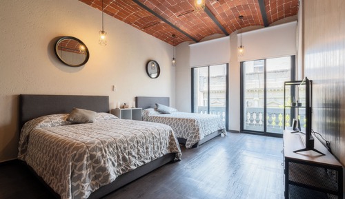 Premier Apartment F205