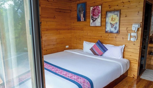 Luxury Bungalow, 1 King Bed, Mountain View