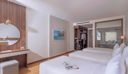 Superior Triple Room