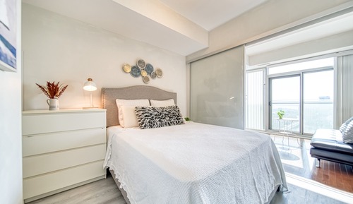 Junior Condo