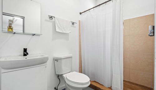 Apartment (2 Bedrooms)