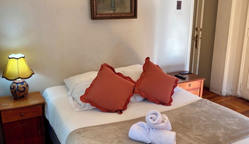 Economy Room