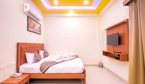 Deluxe Double Room, 1 King Bed, Smoking